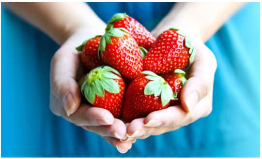 Teeth Whitening with Strawberries