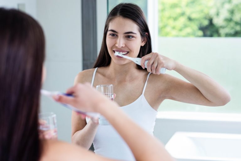 10 New Year’s Resolutions to Improve Dental Health