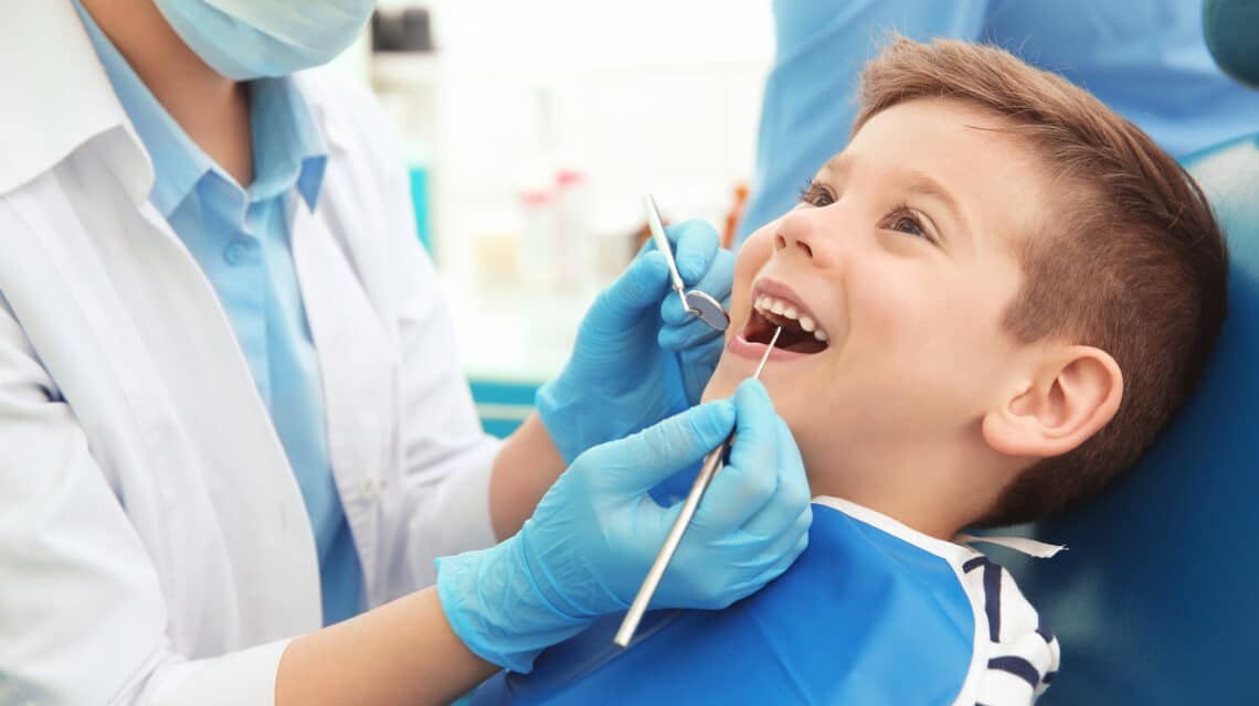 Childhood Tooth Decay: Recognizing Early Symptoms & Prevention Tips